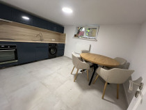 Proaspat renovata cu gradina proprie si garaj, Semicentral,
