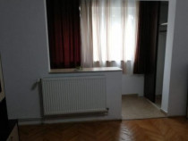 Garsoniera de inchiriat langa Sala Palatului