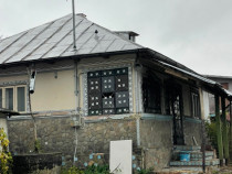 Casa batraneasca, com Plopu, sat Hârsa