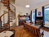 Casa veche renovata, parter mansarda, curte proprie, Foisoru