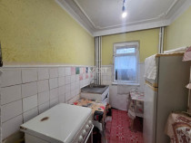 DE VANZARE-APARTAMENT 2 CAMERE-MIRCEA CEL BATRAN