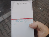 Motorola G86 culoarea neagra.