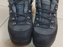 Bocanci Lowa mărimea 39.5