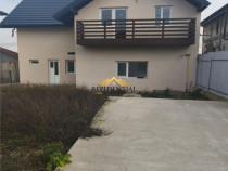 CASA CU ETAJ - IN ORAS