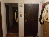 Apartament decomandat cu 3 camere, zona Astra