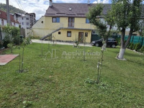 Casa - 2 apartamente - Rasnov