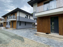 Casă duplex 120 mp cu teren 250 mp, zonă Tăuțiului