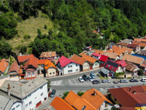 FILM! Casa singura in curte, recomandat investitional rezid