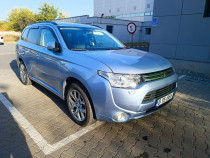 Mitsubishi outlander Vand sau schimb cu diesel