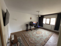 Apartament 3 cam dec Piata Centrala,et 2