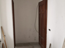 AP. 3 camere decomandate, et 1, zona Crinilor