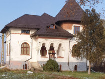 Conac neoromanesc, Poienarii Burchii, judetul Prahova