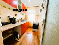 Apartament 3 camere -zona vest