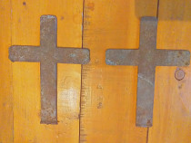 2 Cruci metal vechi 60 ani-colectie
