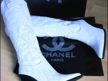 Cizme Chanel alb imaculat, logo auriu,mărimi 37 si 38
