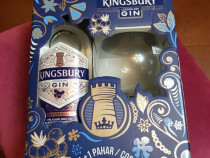 Gin Kingsbury +pahar