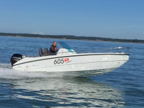 Barca OceanMaster 605s cu motor Mercury F115 si peridoc
