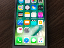 Telefon Apple iPhone 5 Silver liber de retea baterie buna fara cont icloud.