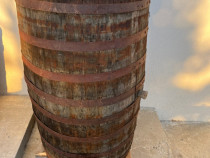 Butoi din lemn de stejar de 200 litri