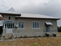 Casa in comuna Leordeni, judetul Arges, 1600 mp teren