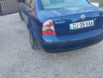 Dezmembrez Volkswagen Passat 1.9 diesel din 2001