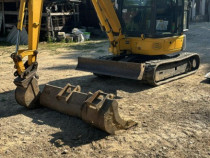 Execut lucrări cu mini excavator în județul Argeș