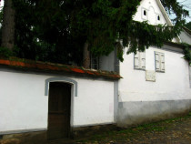 Casa renovata in zona linistita