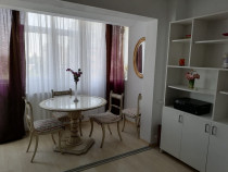 Apartament cu 2 camere,Micro 20