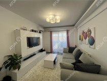 Apartament de 3 camere cu balcon si loc de parcare zona Sire