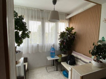 Apartament patru camere lux