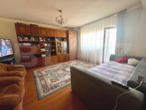 Apartament de 2 camere, 58 mp, decomandat, etaj intermediar,