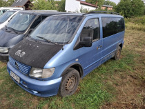 Mercedes vito 9 locuri an 2002