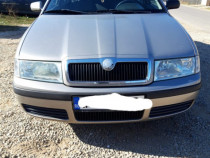 Skoda octavia tour, 1.6 mpi, benzina, anul fabricației 2009