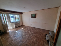 Tomis 1 amfiteatru-apartament 3 camere decomadat