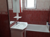 Apartament cu 4 camere zona MFA