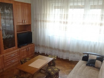 Inchiriez apartament 2 camere in Deva, zona Kogalniceanu, etaj 1,