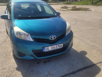 Toyota yaris masina