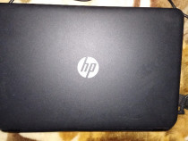 Laptop HP cu încărcător nou