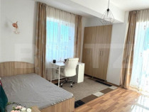 Apartament 2 camere, decomandat, etaj intermediar, zona Trai