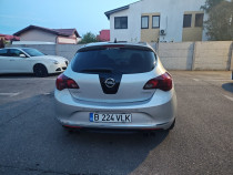 Opel Astra J 1.4 turbo 2013