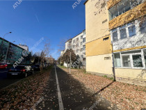 Apartament cu 2 camere si balcon la etaj intermediar zona Te