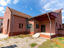 Casa/Spatiu comercial de vanzare Hateg, jud.Hunedoara