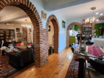 Casa cu 6 camere in Voiniceni