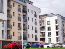 Ap. 2 camere, la cheie, boxa la subsol, bloc cu lift si loc