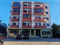 Spatiu comercial, stradal, parter de bloc si demisol, 800mp