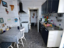 Apartament 2 camere, decomandat - zona Calea Bucuresti