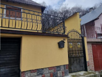 Casa de 5 camere zona Racadau