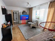 Apartament de 3 camere de vanzare zona Titan-Bulevardul N...