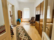 Casa in Centru 121mp (constructie caramida )