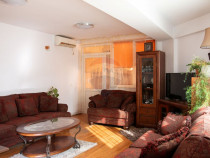 De vanzare casa 7 camere, 306 mp desfasurati parcul Rizer...